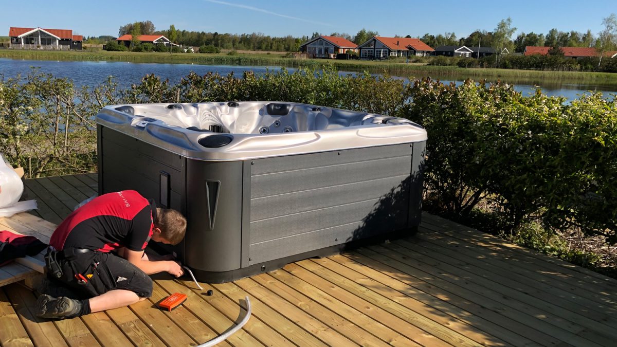 Levering og opsætning af udespa fra Passion Spa