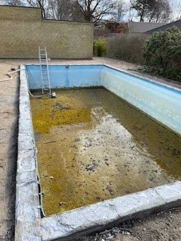 Renovering af gammel swimmingpool i Herlev