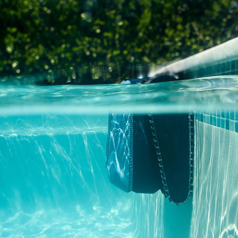 Dolphin EON Poolrobot
